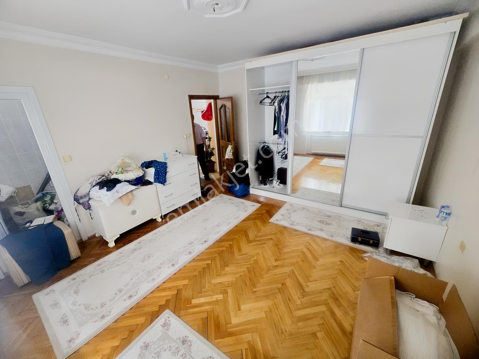 Güngören Akıncılar Mah 5+2 220m2 Kiralık Dubleks Daire - Görsel 6