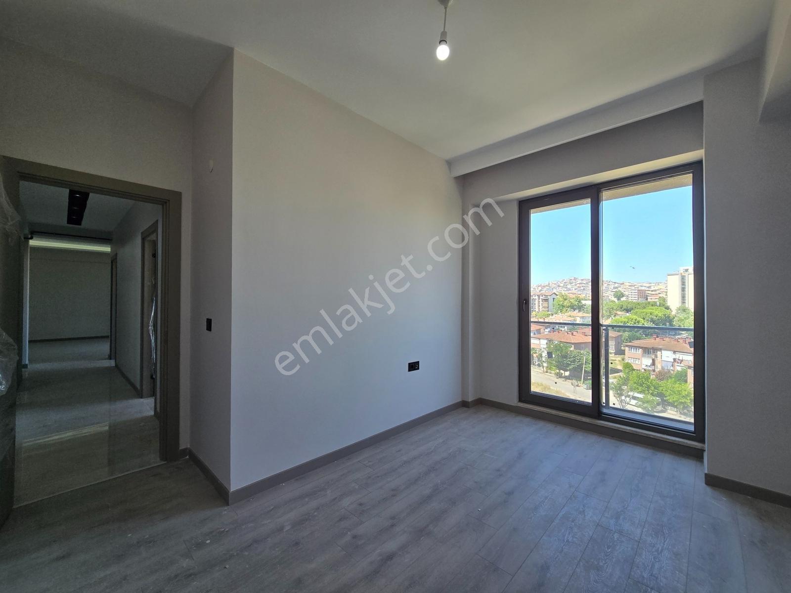 Mefgyd'den Akpınar'da 3+1 122m² Oturuma Hazır Kiralık Köşe Daire - Görsel 34