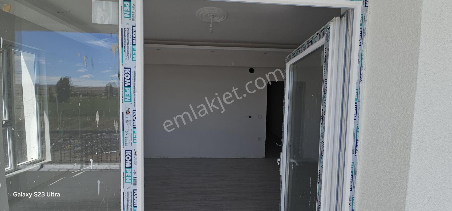 Şarkışla Hsk Rönesans Emlaktan 9.ay Teslim Yapel İnşaat Güvencesi İle Satılık 3+1 Daire (garajlı) - Görsel 4