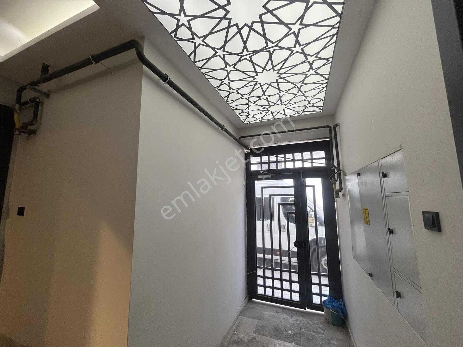 Bahçelievler Mah 1+1 Sıfır Yerden Isıtma Metro Yakını - Görsel 15