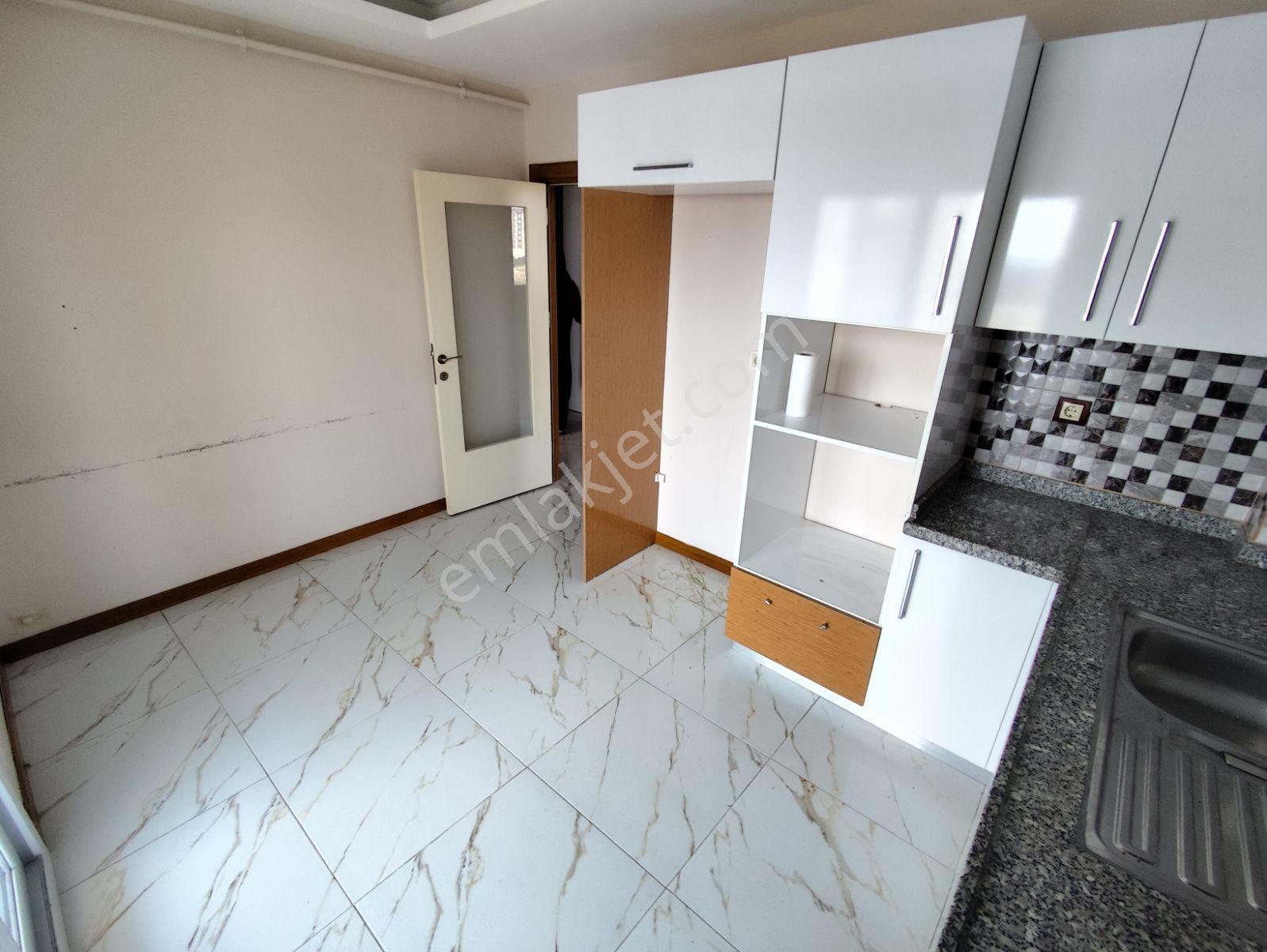 Gültepe İskanlı Doğalgazlı Geniş Oturumlu 3+1 Daire - Görsel 15