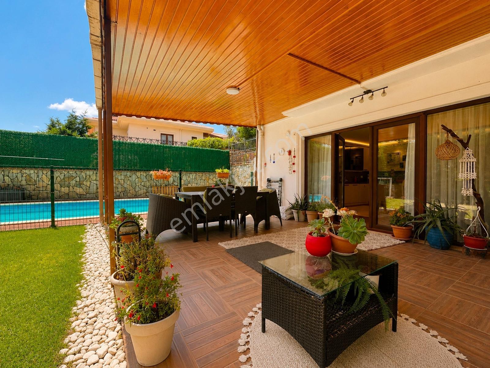Tepeören Formula Country | 800 M² Bahçeli | Havuzlu Lüks Villa - Görsel 25