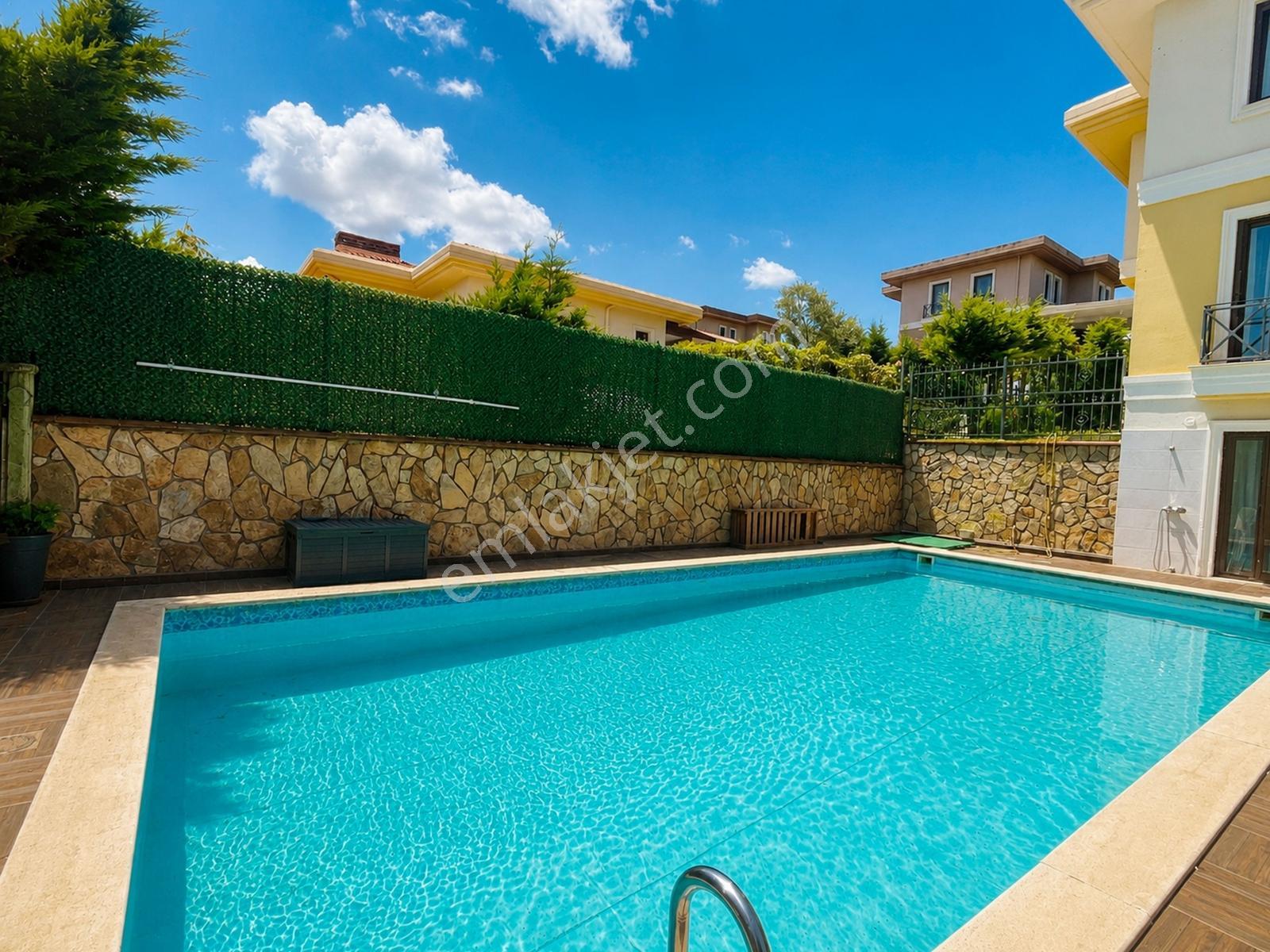 Tepeören Formula Country | 800 M² Bahçeli | Havuzlu Lüks Villa - Görsel 24