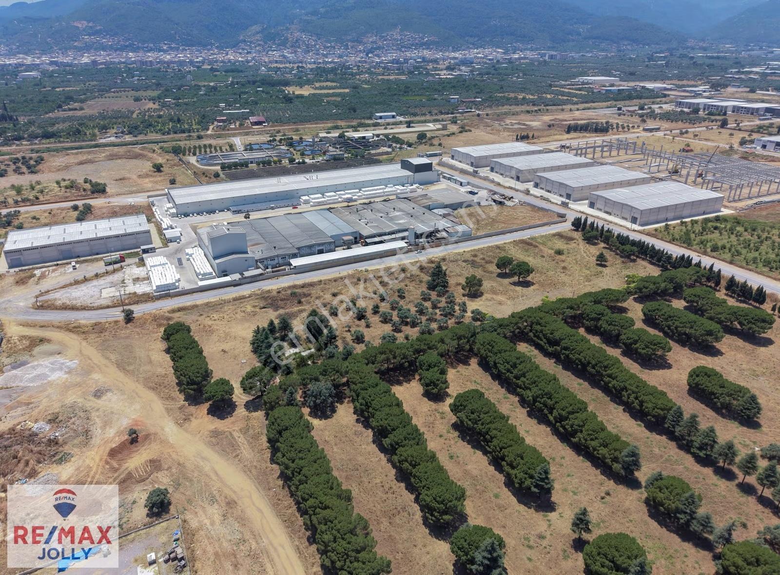 İzmir Kemalpaşa Osb Satılık Yola Geniş Cepheli Sanayi Arsası