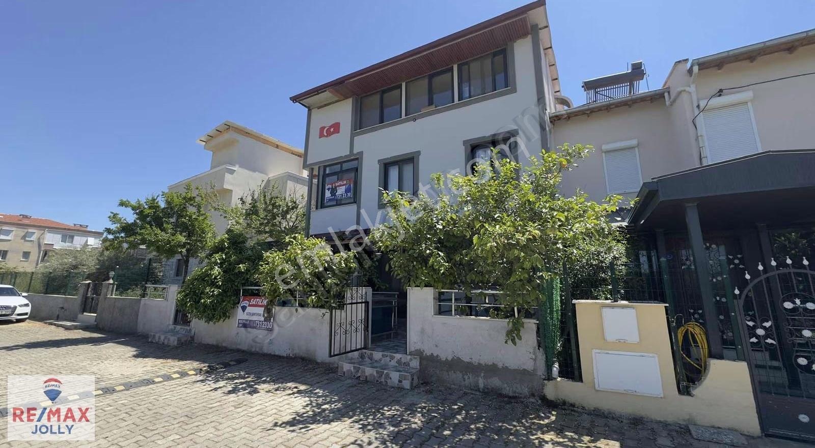 Ürkmez Plaja 300 M. Kiralık Yazlık - Görsel 11