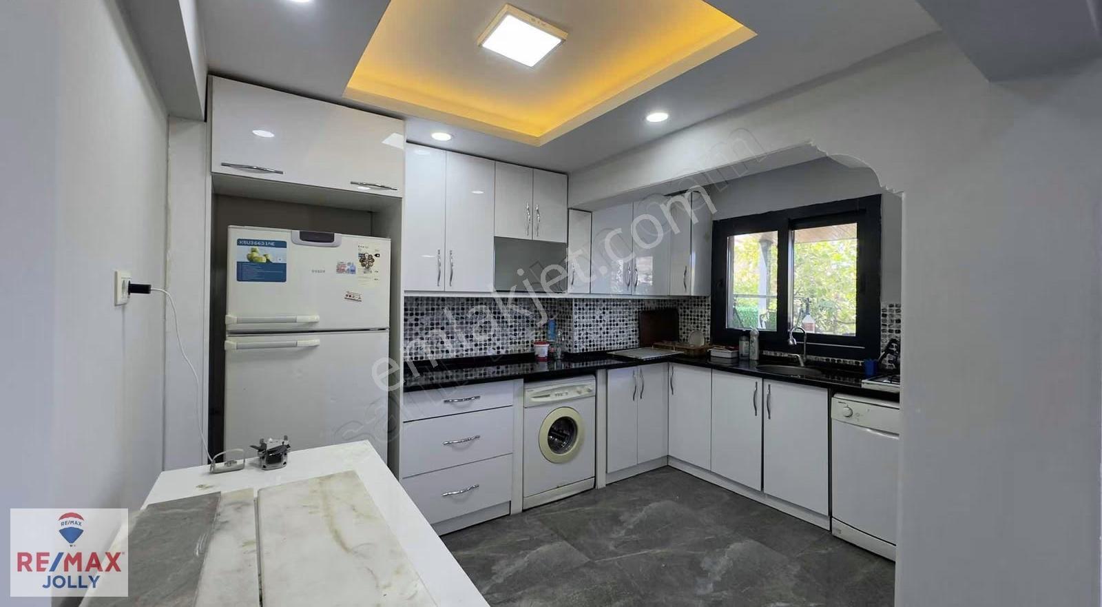 Ürkmez Plaja 300 M. Kiralık Yazlık - Görsel 21