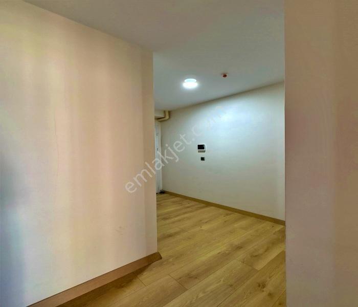 N Logo'da Havuz Cephe 2+1 Daire - Görsel 20