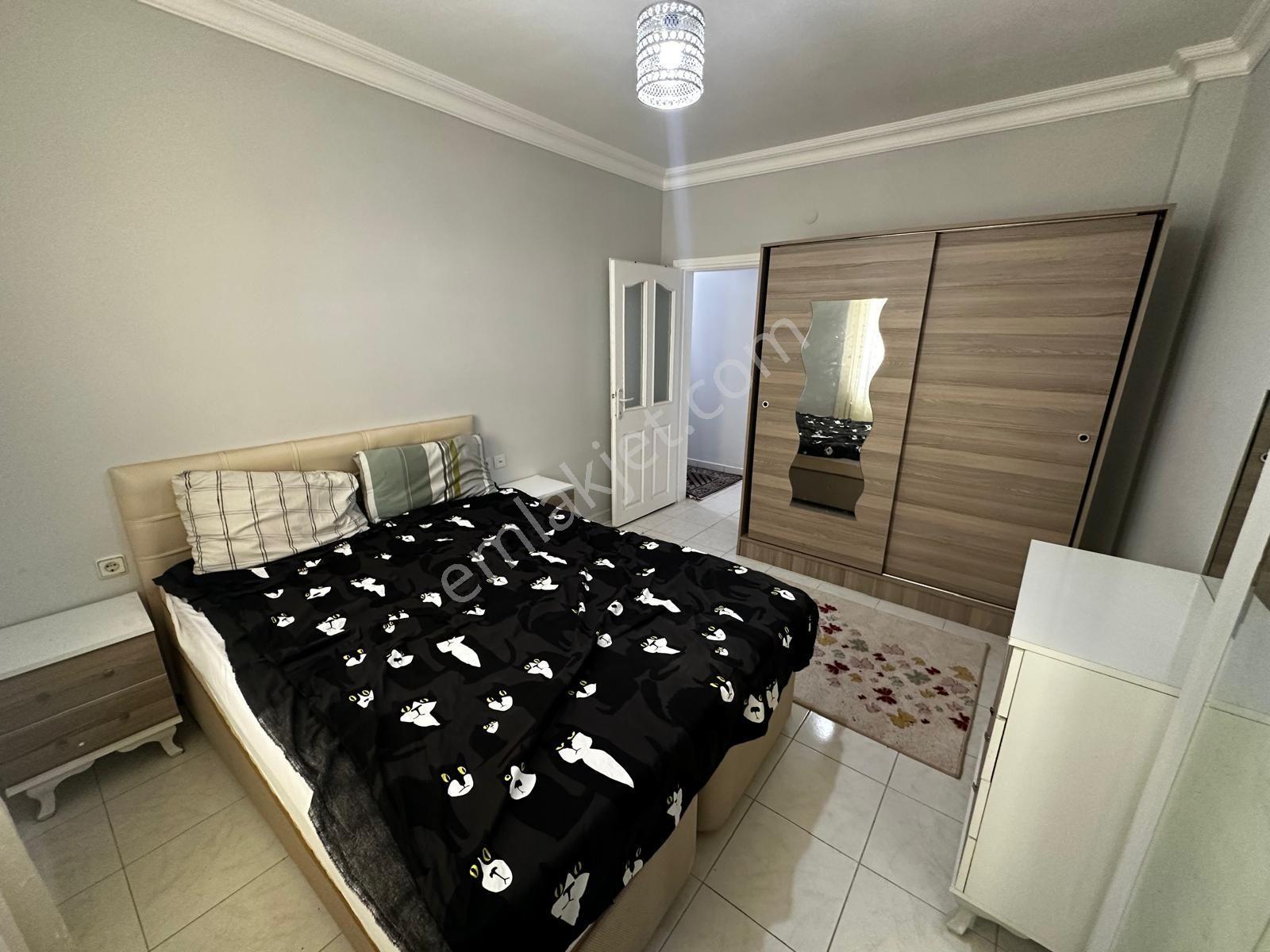Mahmutlar Mahallesi Şekerci Apartmanı'nda 3+1 Eşyalı Ayrı Mutfak Kiralık Daire - Görsel 12