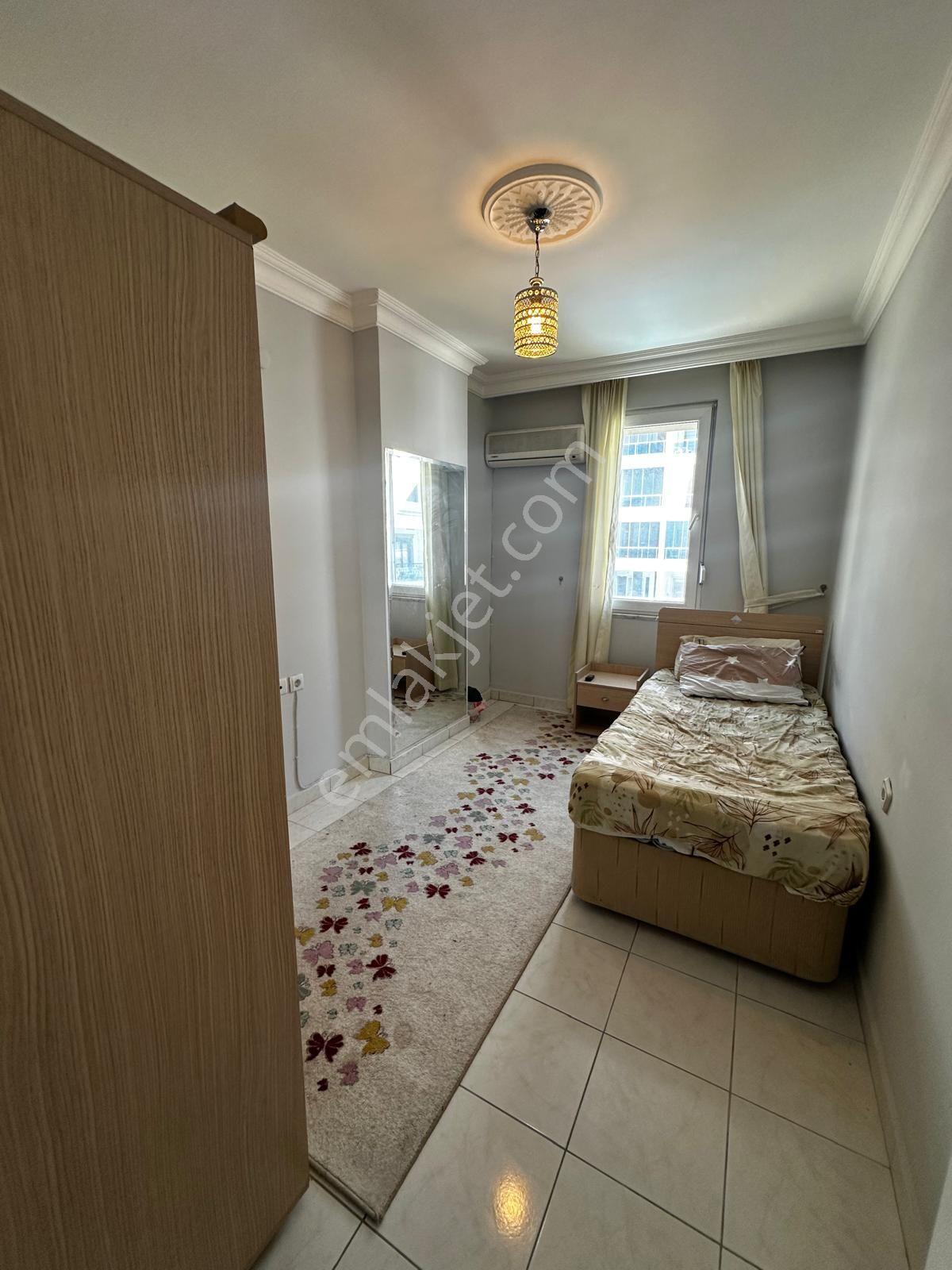 Mahmutlar Mahallesi Şekerci Apartmanı'nda 3+1 Eşyalı Ayrı Mutfak Kiralık Daire - Görsel 14