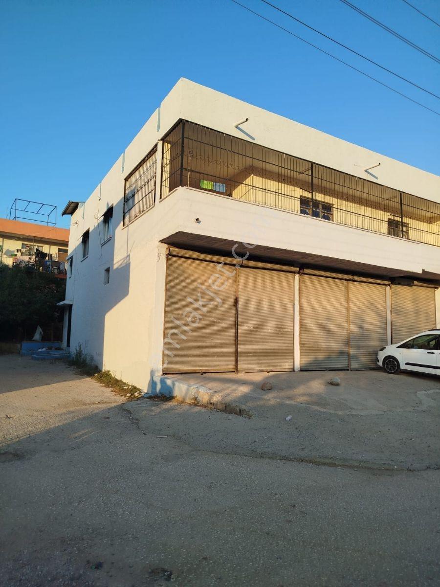 Salbaş Merkezde Köşe Başı 3 Cepheli Güneyi Ana Yol