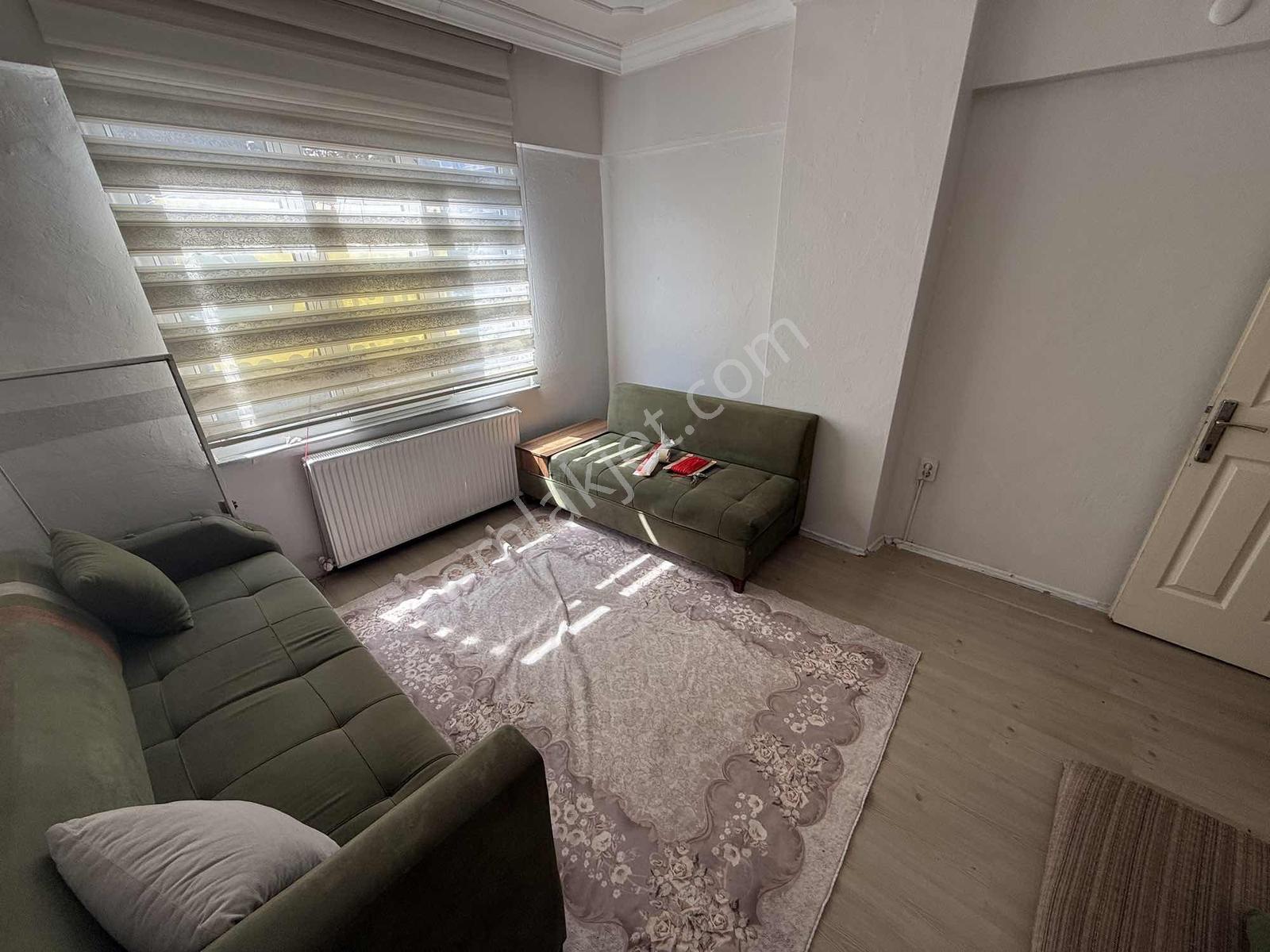 Yalova Merkez Fatih Caddesinde Kiralık Eşyalı 2+1 Arakat Daire - Görsel 5