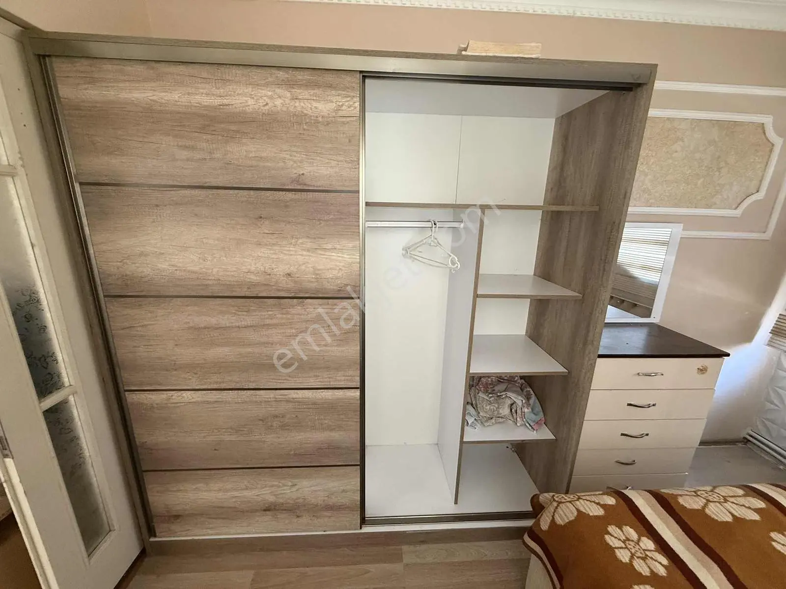 Yalova Merkez Fatih Caddesinde Kiralık Eşyalı 2+1 Arakat Daire - Görsel 4