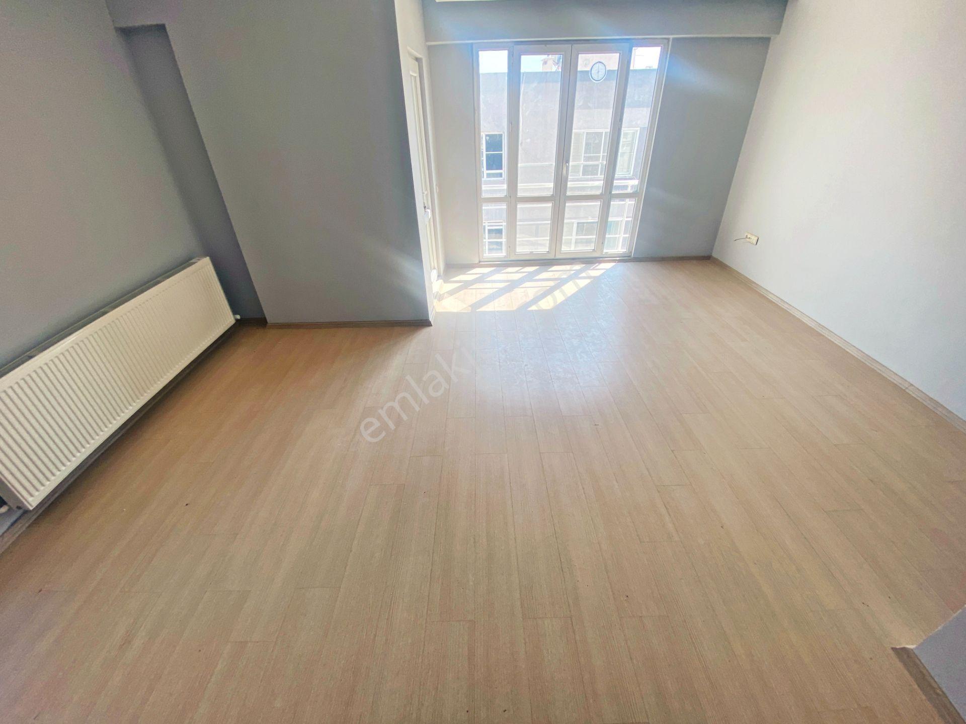Aktif'ten Altınkum Merkez'de Çift Balkonlu Kiralık 2+1 Daire - Görsel 11