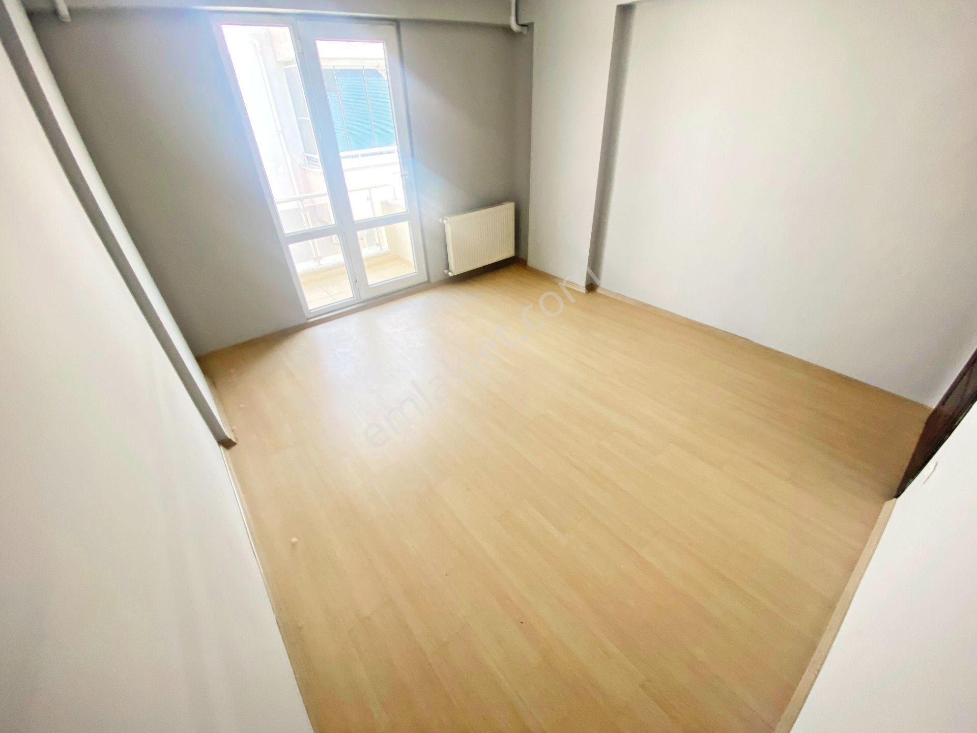 Aktif'ten Altınkum Merkez'de Çift Balkonlu Kiralık 2+1 Daire - Görsel 13