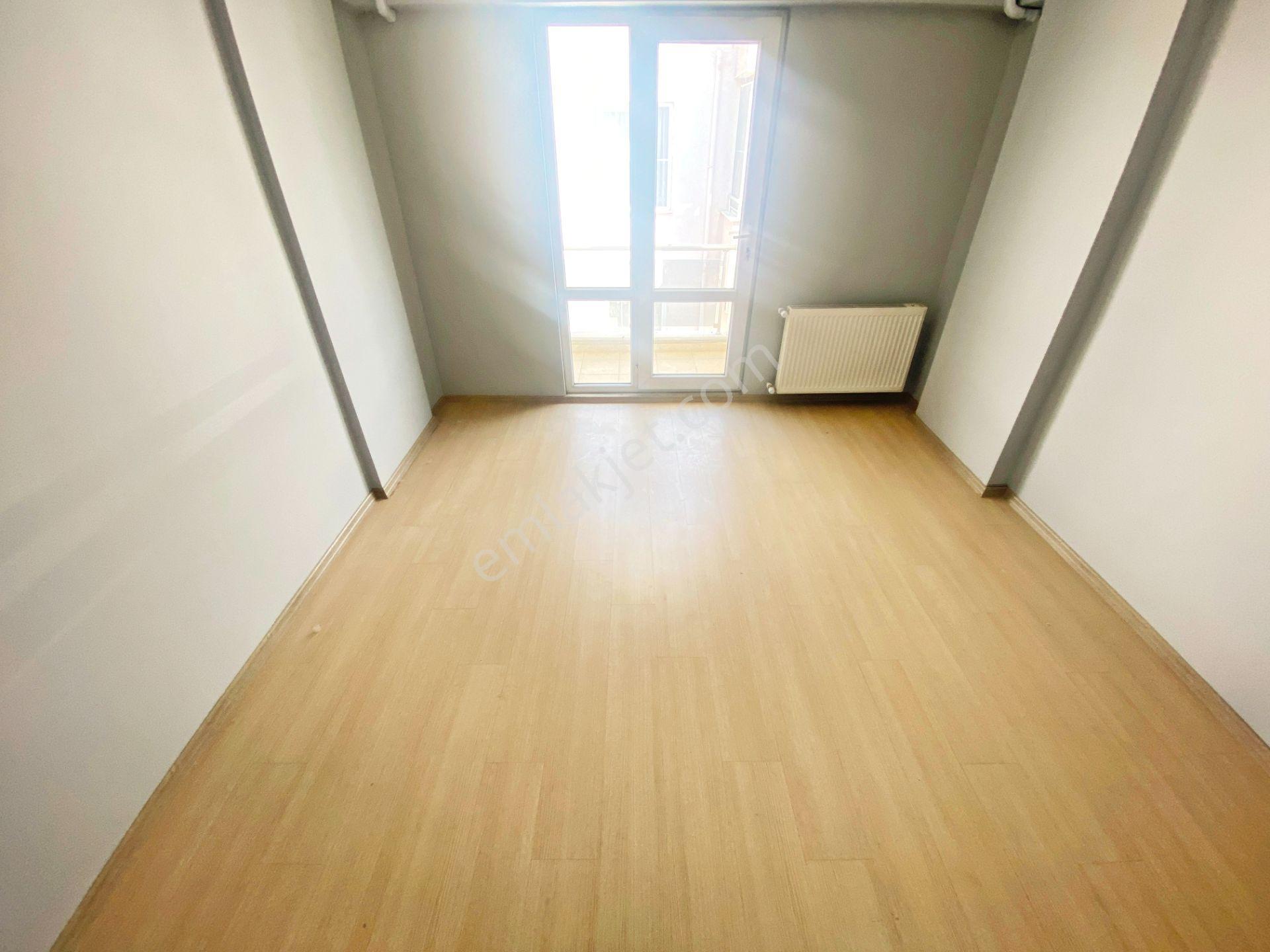 Aktif'ten Altınkum Merkez'de Çift Balkonlu Kiralık 2+1 Daire - Görsel 7