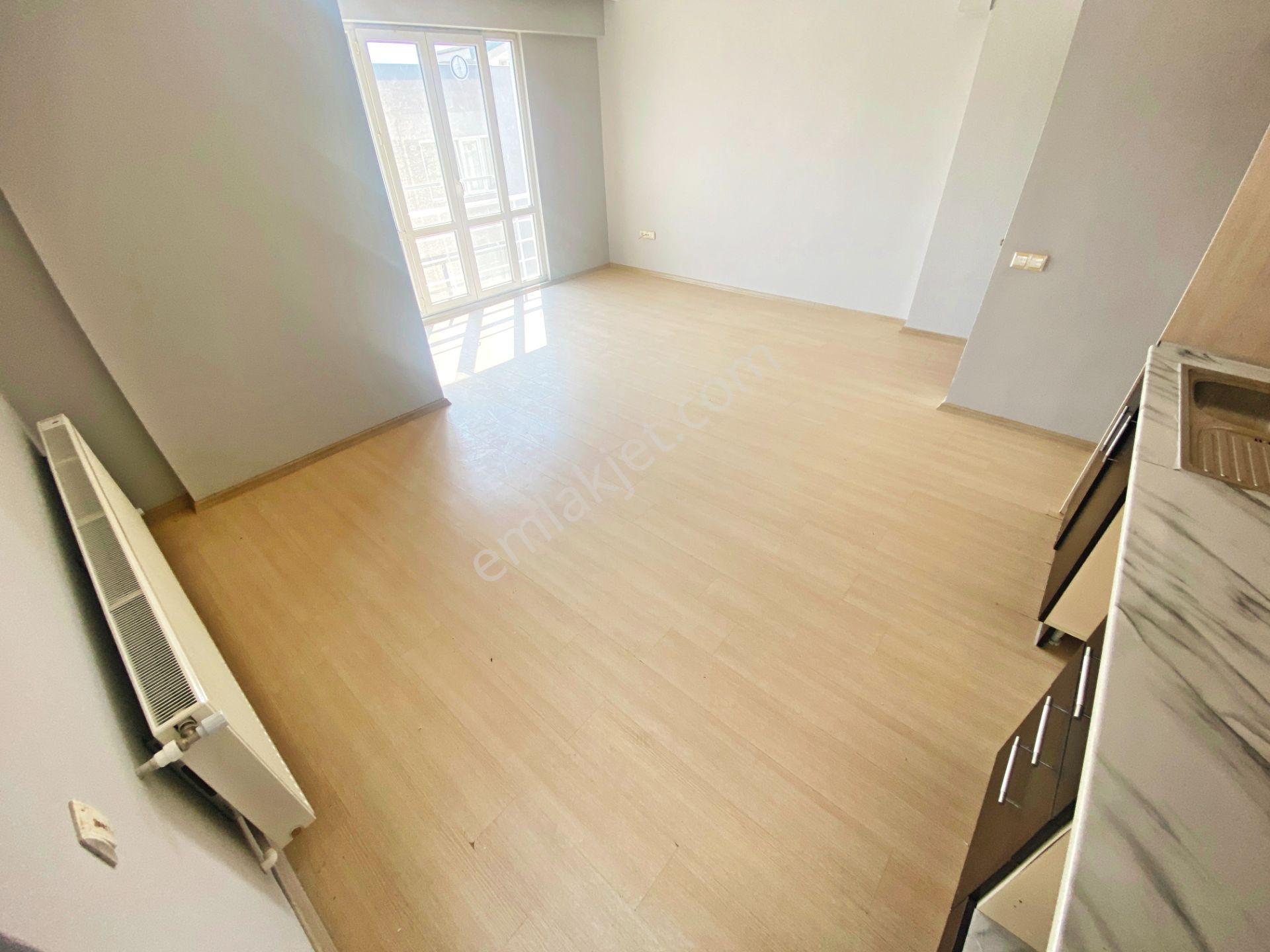 Aktif'ten Altınkum Merkez'de Çift Balkonlu Kiralık 2+1 Daire - Görsel 12