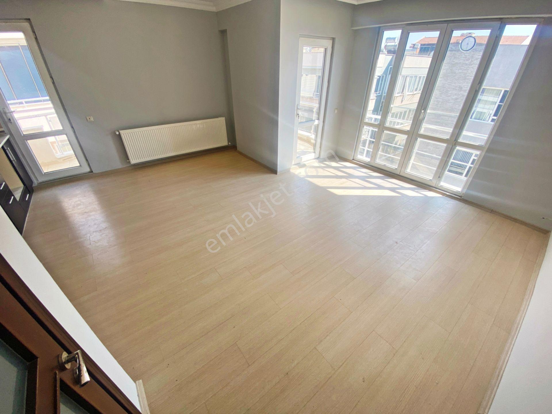 Aktif'ten Altınkum Merkez'de Çift Balkonlu Kiralık 2+1 Daire - Görsel 10
