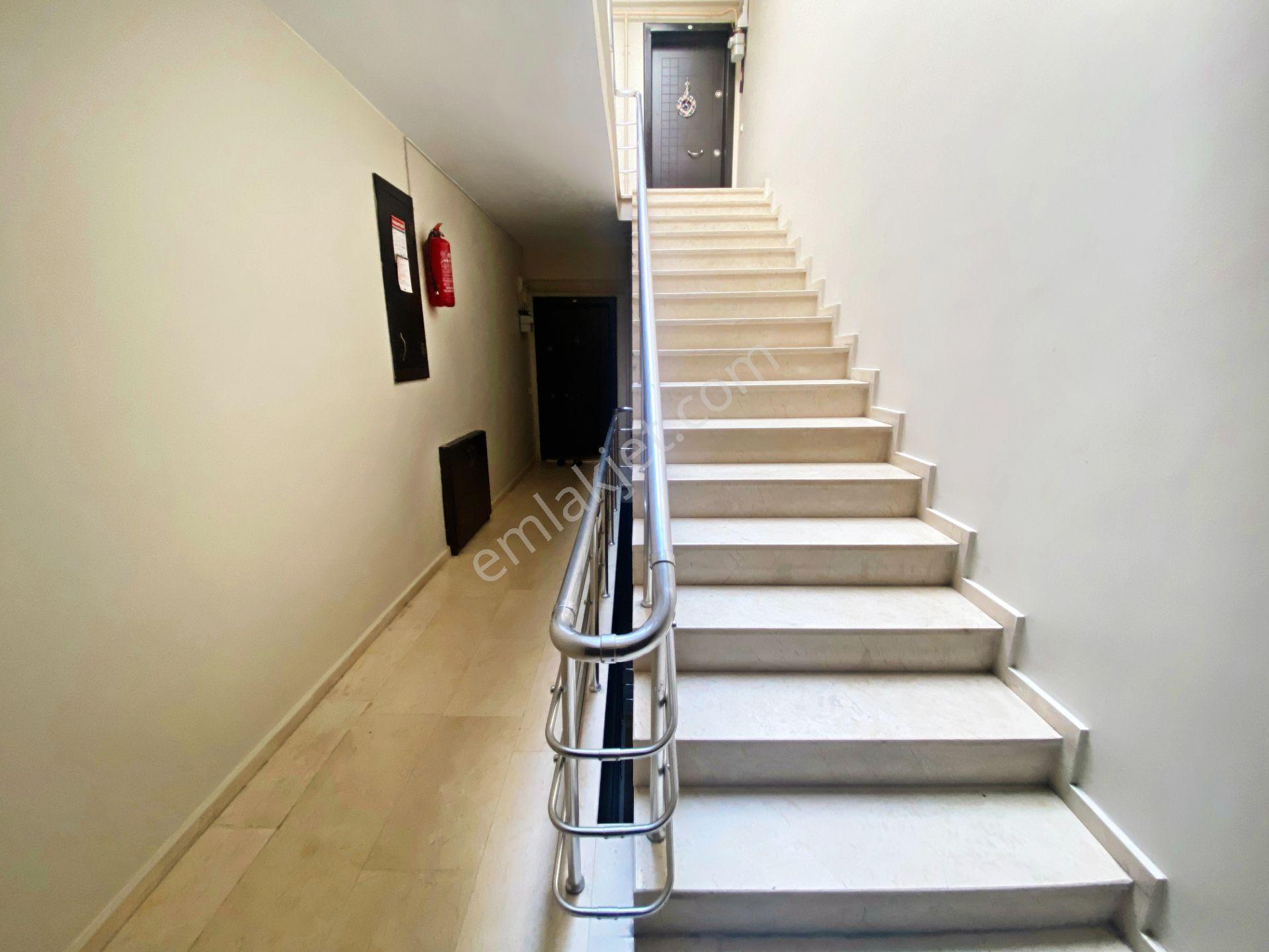 Aktif'ten Altınkum Merkez'de Çift Balkonlu Kiralık 2+1 Daire - Görsel 30