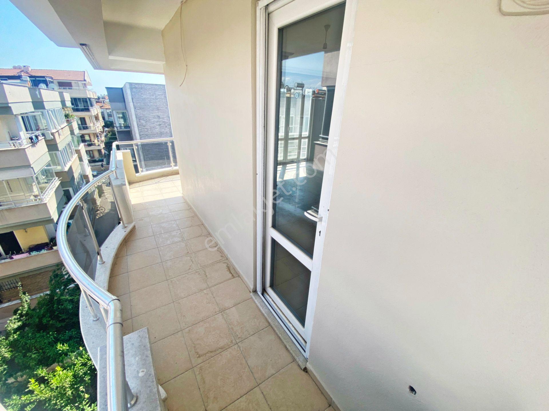 Aktif'ten Altınkum Merkez'de Çift Balkonlu Kiralık 2+1 Daire - Görsel 16