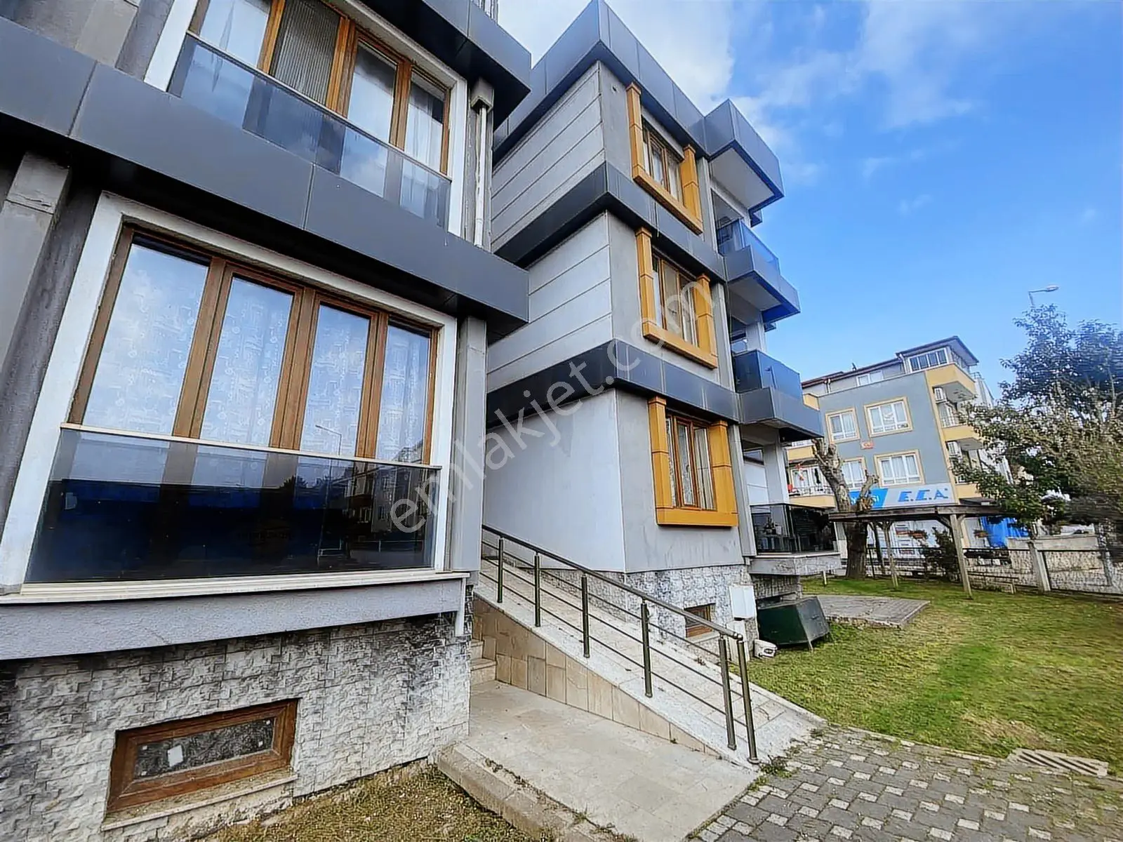 Serdivan Arabacıalanı 2+1 Satılık Daire Remax Şeyma