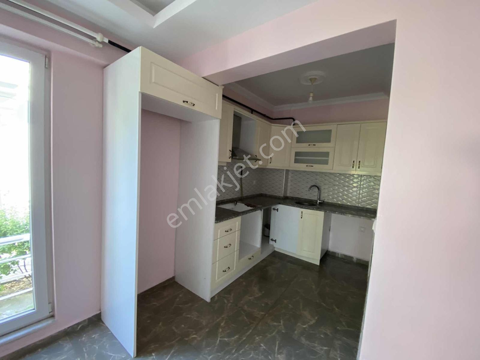 Remax Desıgn Şeyma Adapazarı Papuççular 2+1 Satılık Daire - Görsel 9