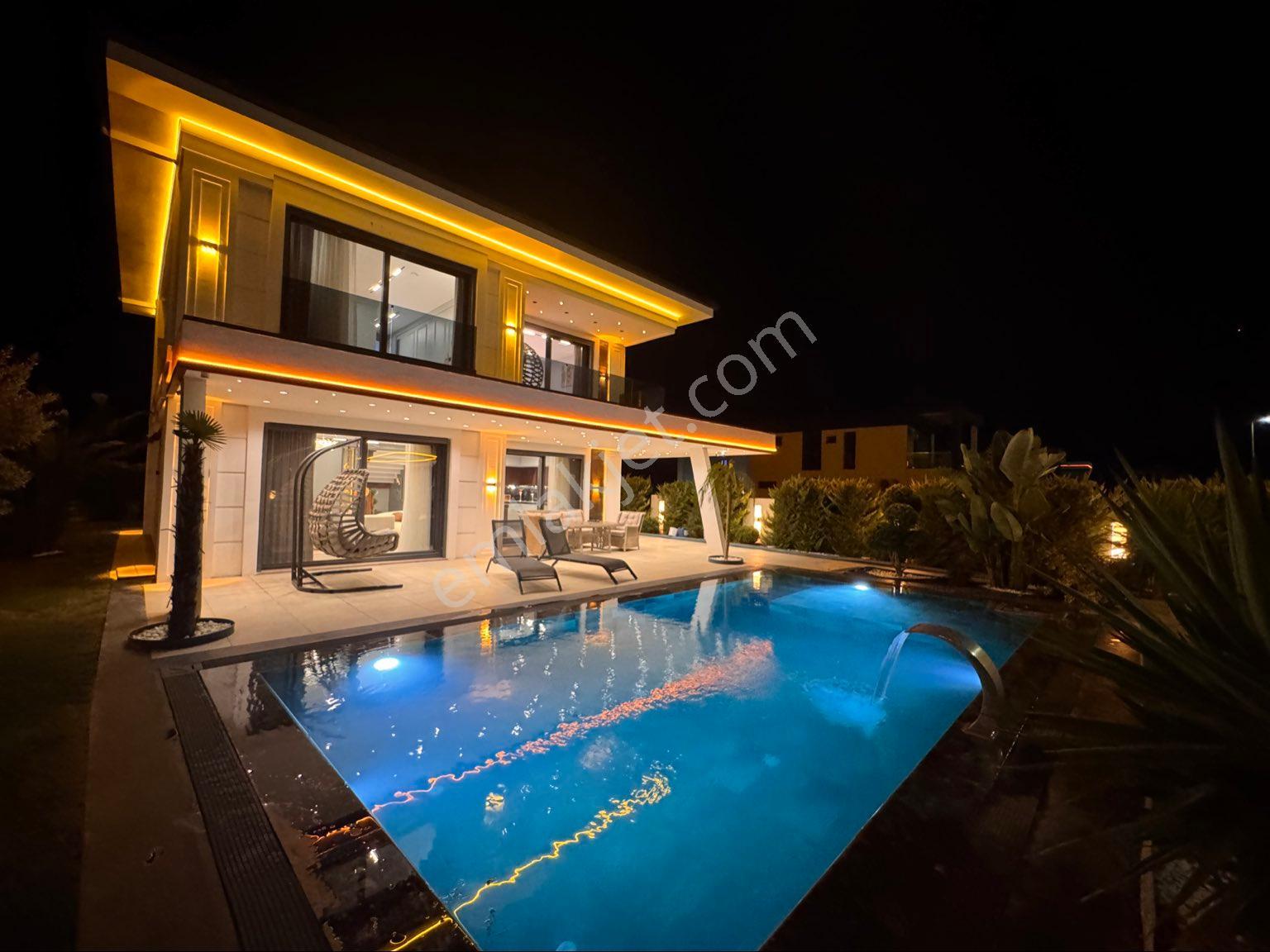 Didim Efelerde Satılık 4+1 Full Eşyalı Ultra Lüks Villa Fiyat Düştü‼️ - Görsel 32