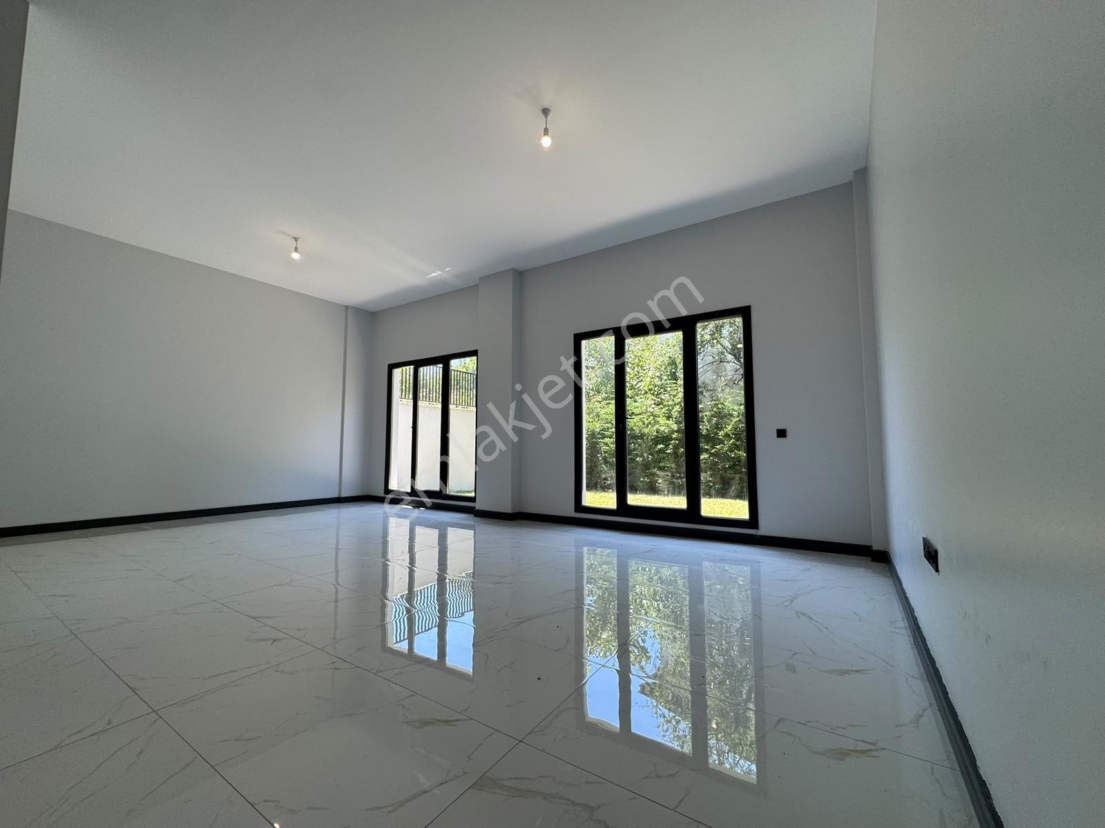 Büyükçekmece 'de 8+3 150m2 Taban Oturumlu 4 Katlı Lüks Vila - Görsel 18