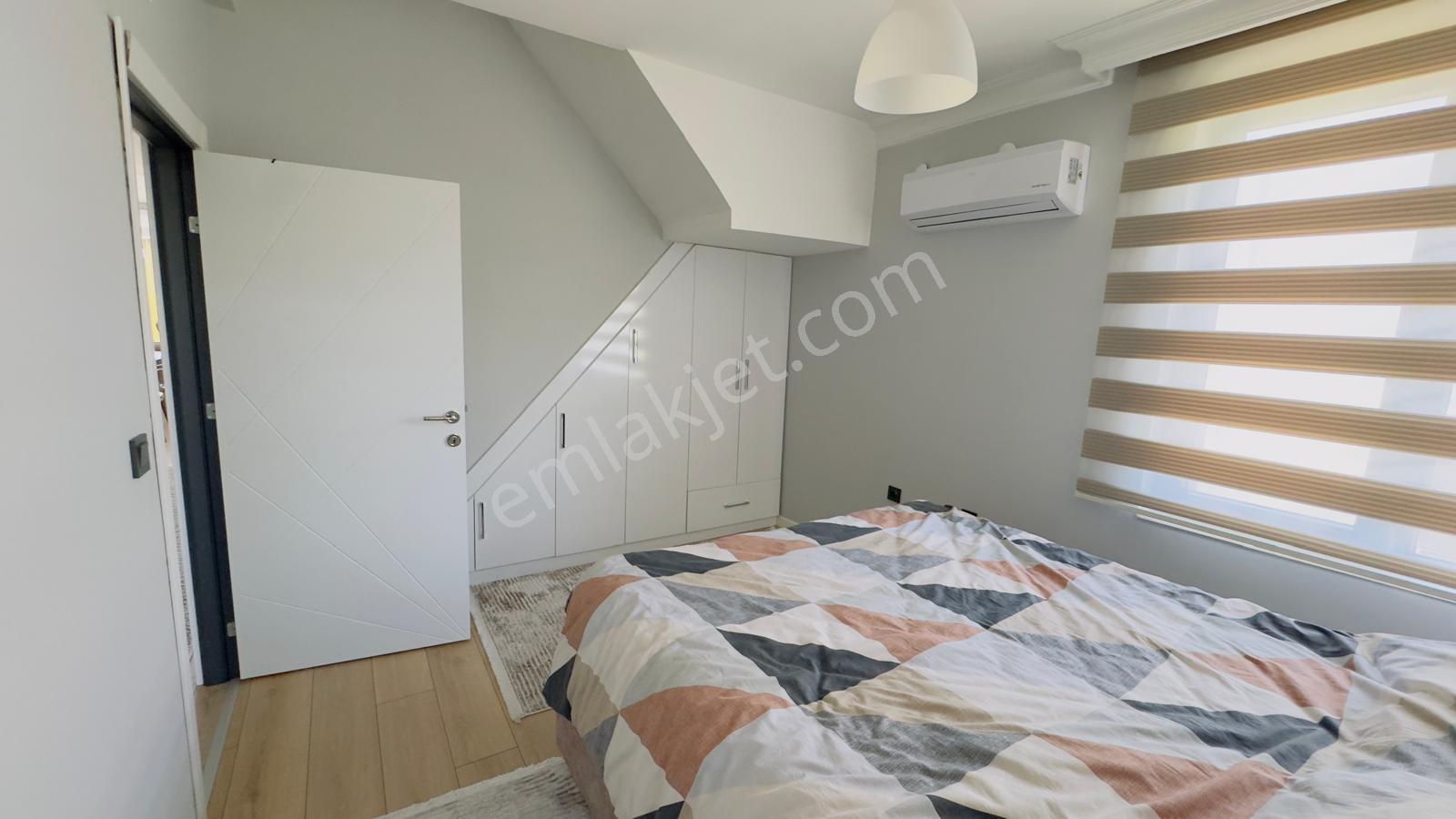 Güzeloba Cadde Üzeri Eşyalı Deniz Manzaralı 3+1 Dubleks Kiralık - Görsel 12