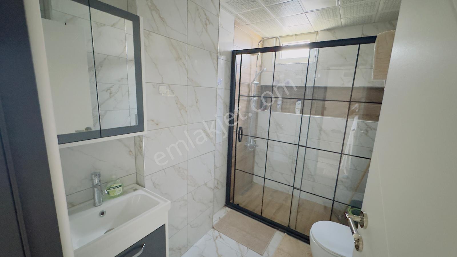 Güzeloba Cadde Üzeri Eşyalı Deniz Manzaralı 3+1 Dubleks Kiralık - Görsel 14