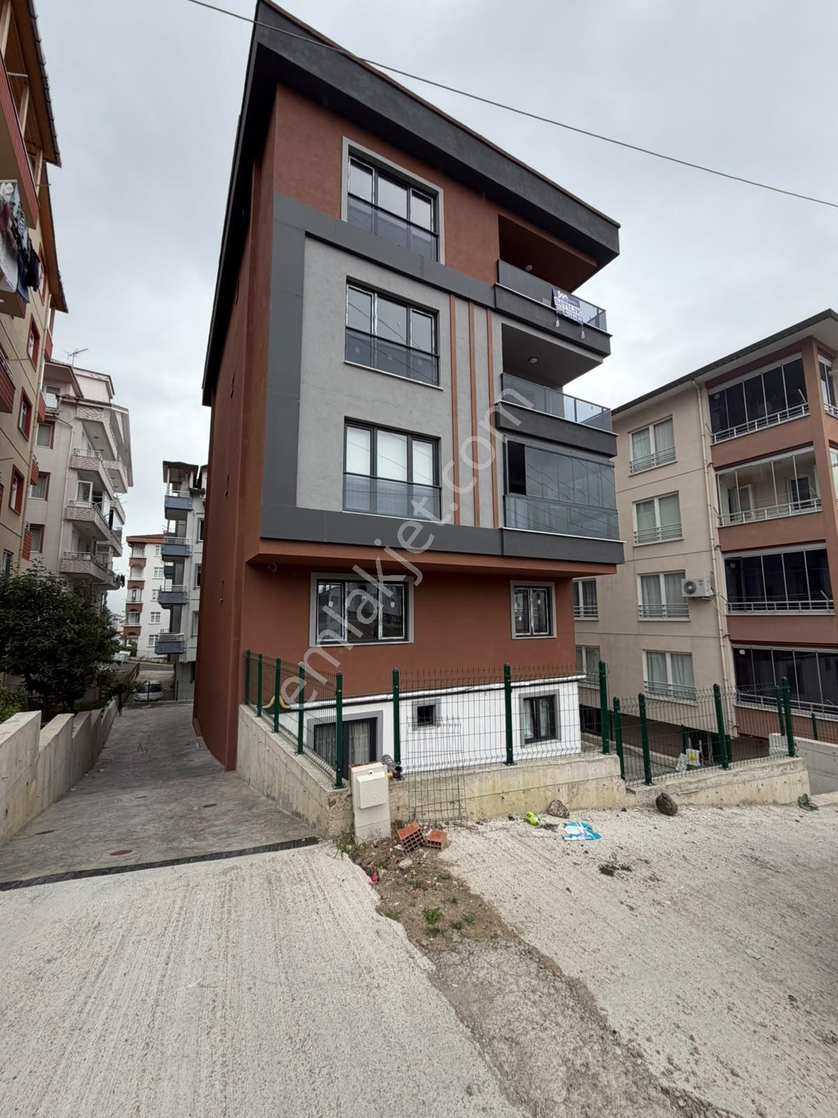 Hekimoğlu Emlaktan Şahincili Satılık 2+1 Sağlık Fırını Yanı - Görsel 4