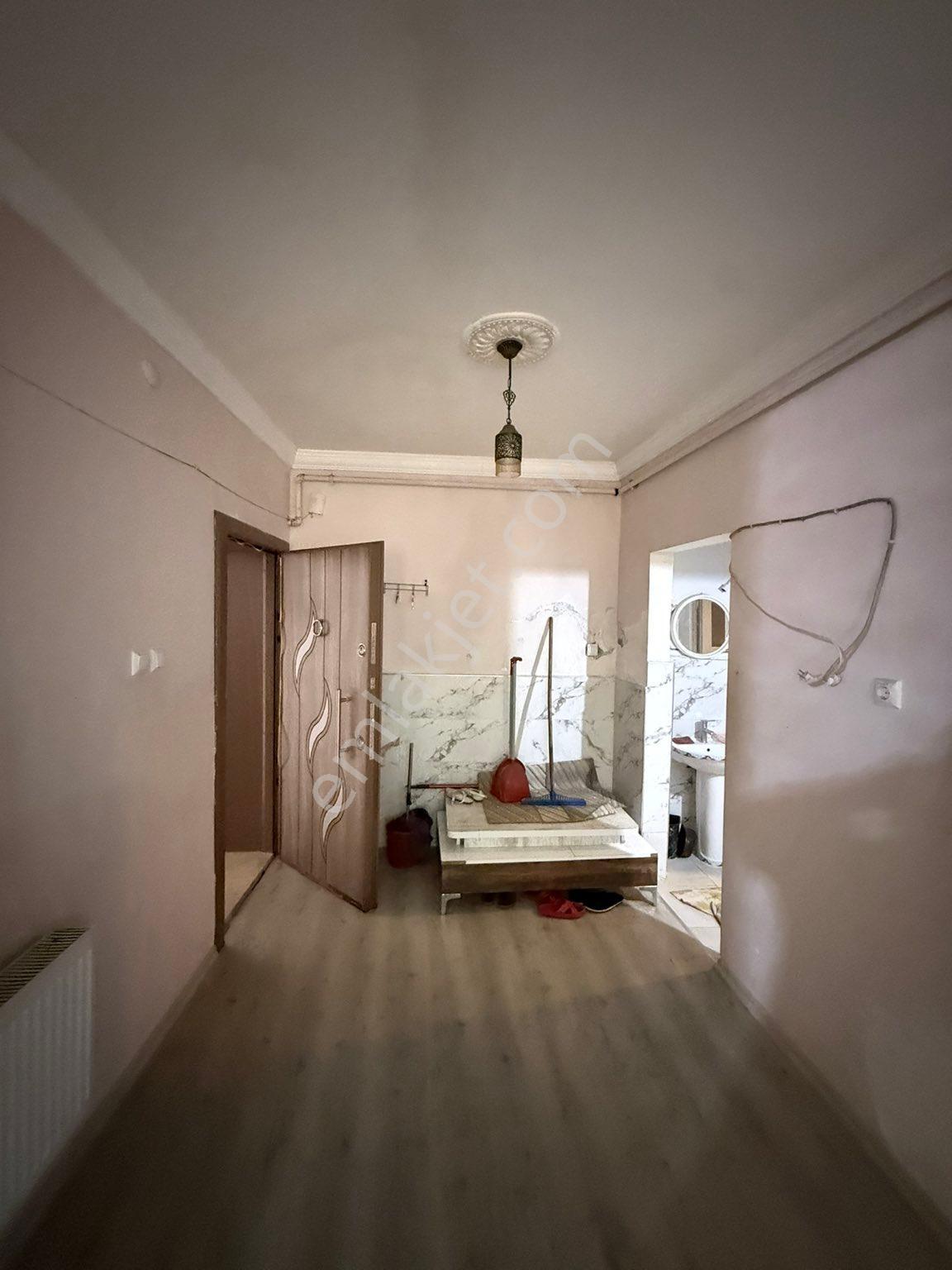 Talimhane Mahallesinde İci Az Masraflı Satılık Daire - Görsel 12
