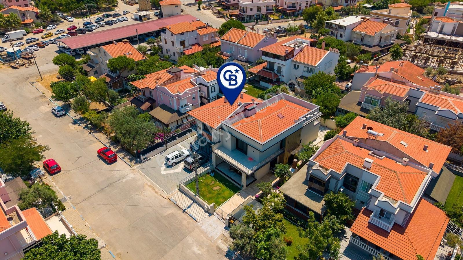 Yenifoça Pazar Yeri'nin En İşlek Caddesinde Otoparklı Dükkan - Görsel 20