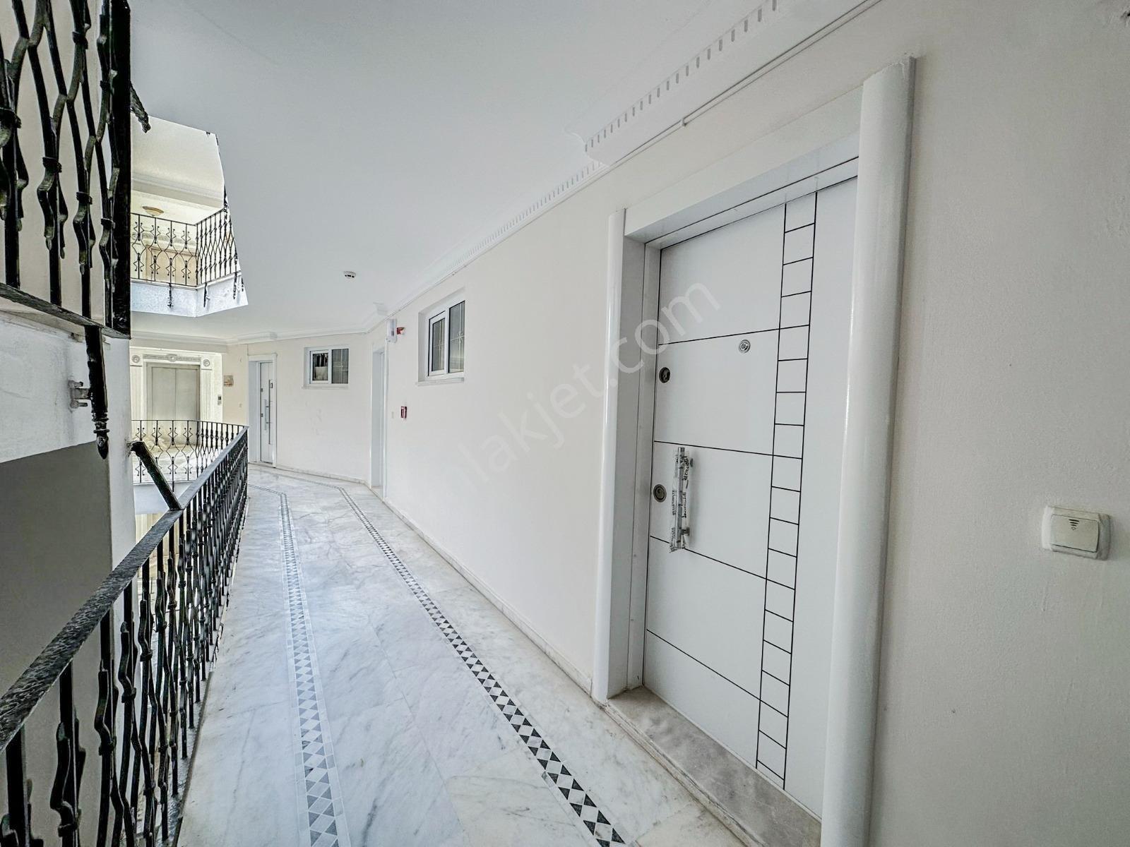 Alanya Kestelde Kiralık Site İçerisinde Havuzlu 1+1 Eşyalı Daire - Görsel 27