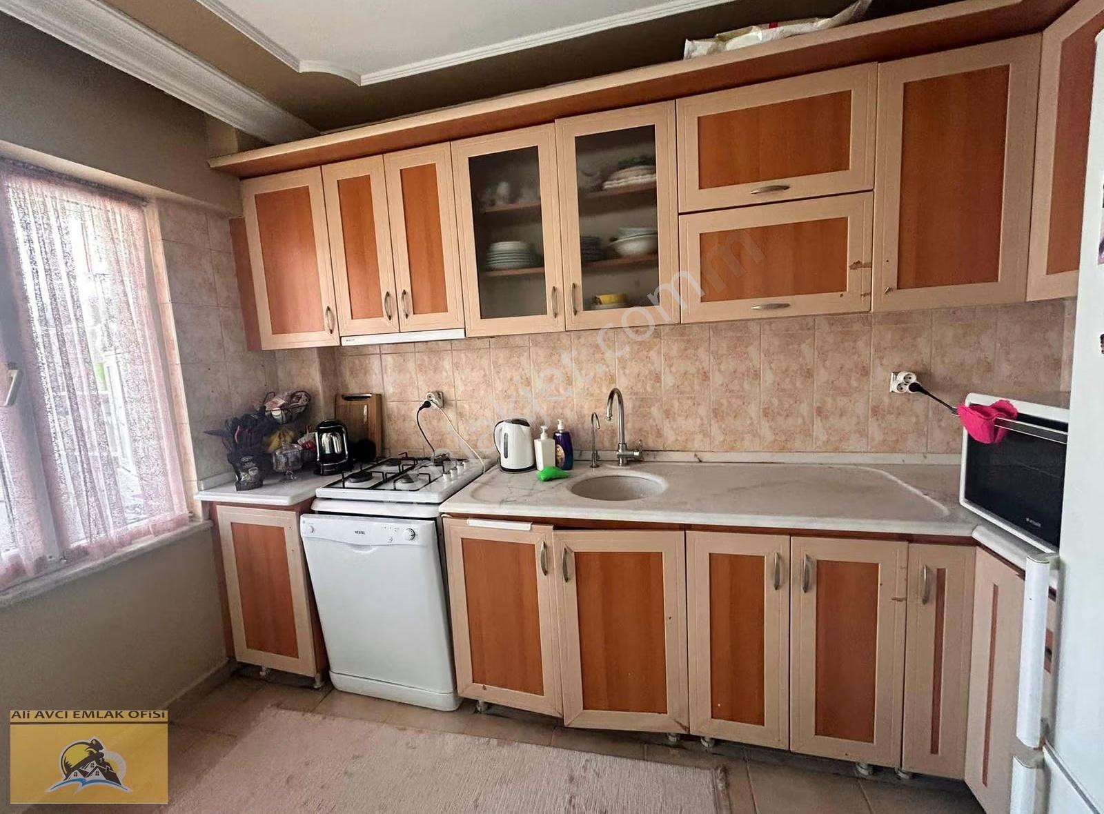 Soma Çarşı Merkezde Acil Satılık 3+1 Daire - Görsel 15