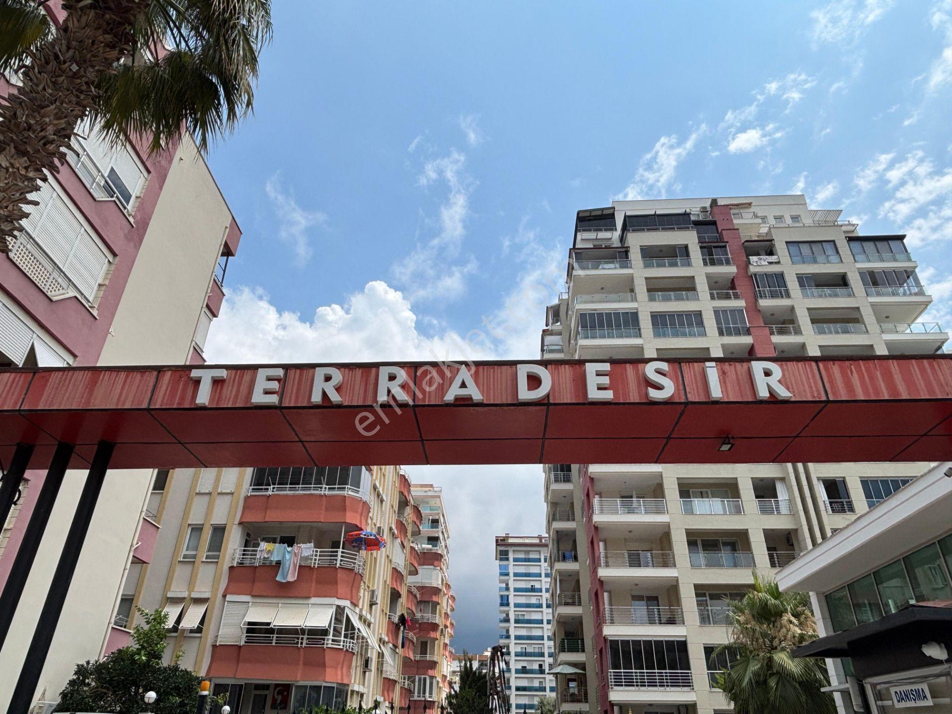 Mahmutlar Mahallesi Terradesır Sitesi'nde 2+1 Eşyalı Ayrı Mutfak Kiralık Daire - Görsel 36