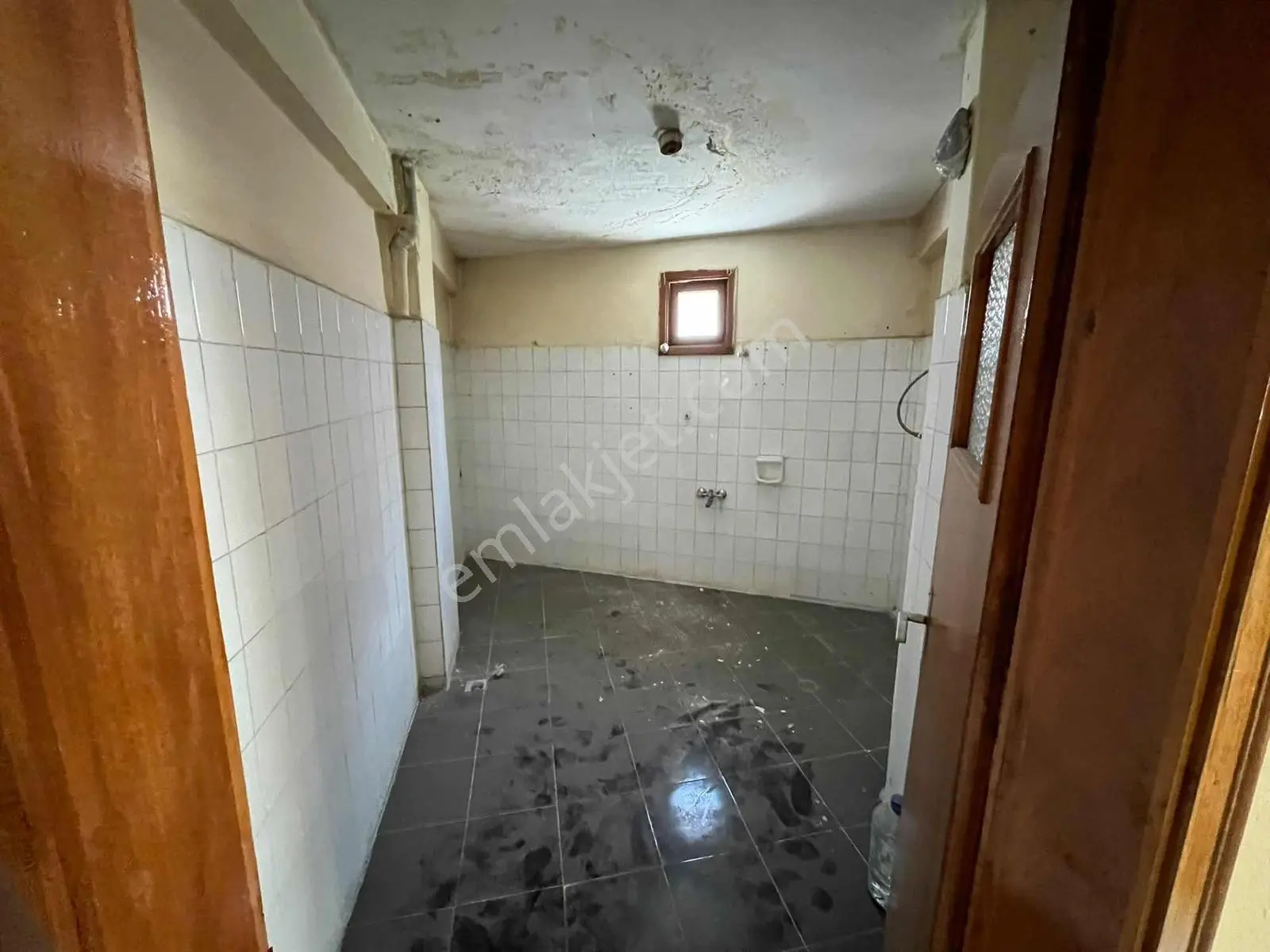 Bedir Mahallesi Çok Geniş Arakat Satılık Daire - Görsel 2
