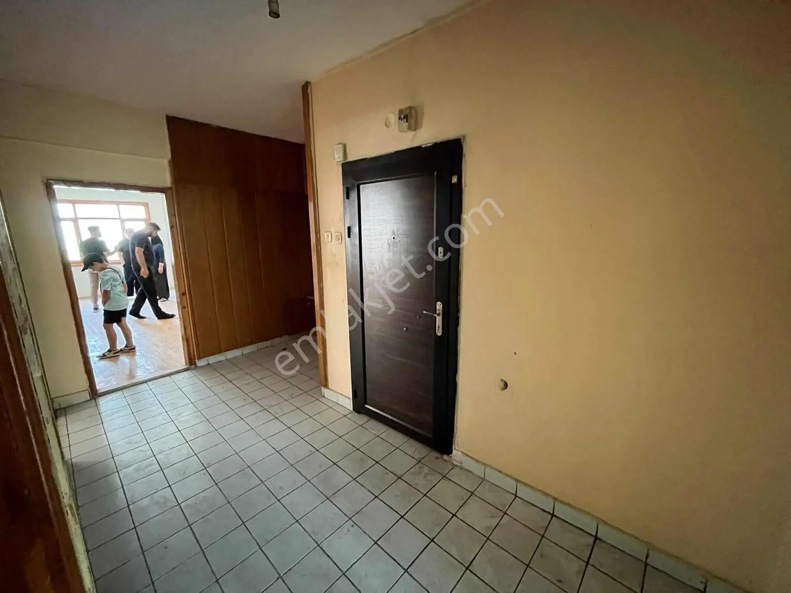 Bedir Mahallesi Çok Geniş Arakat Satılık Daire - Görsel 3
