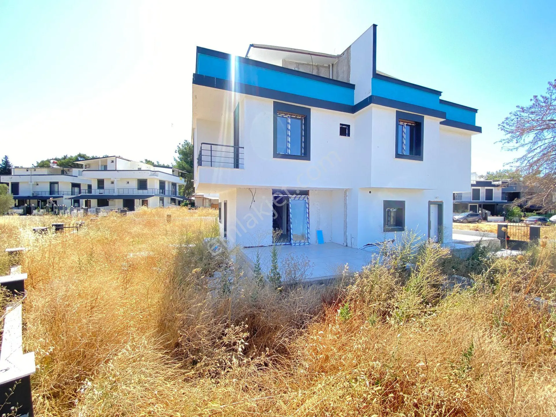 Seferihisar Payamlı'da Geniş Bahçeli, Sıfır, Anahtar Teslim Lüks Satılık 3+1 Villa - Görsel 3