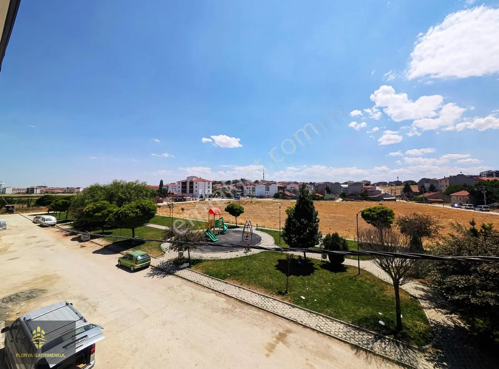Satılık2+1 Köşe Daire Özel Garajlı Arakat Park Karşısı - Görsel 4