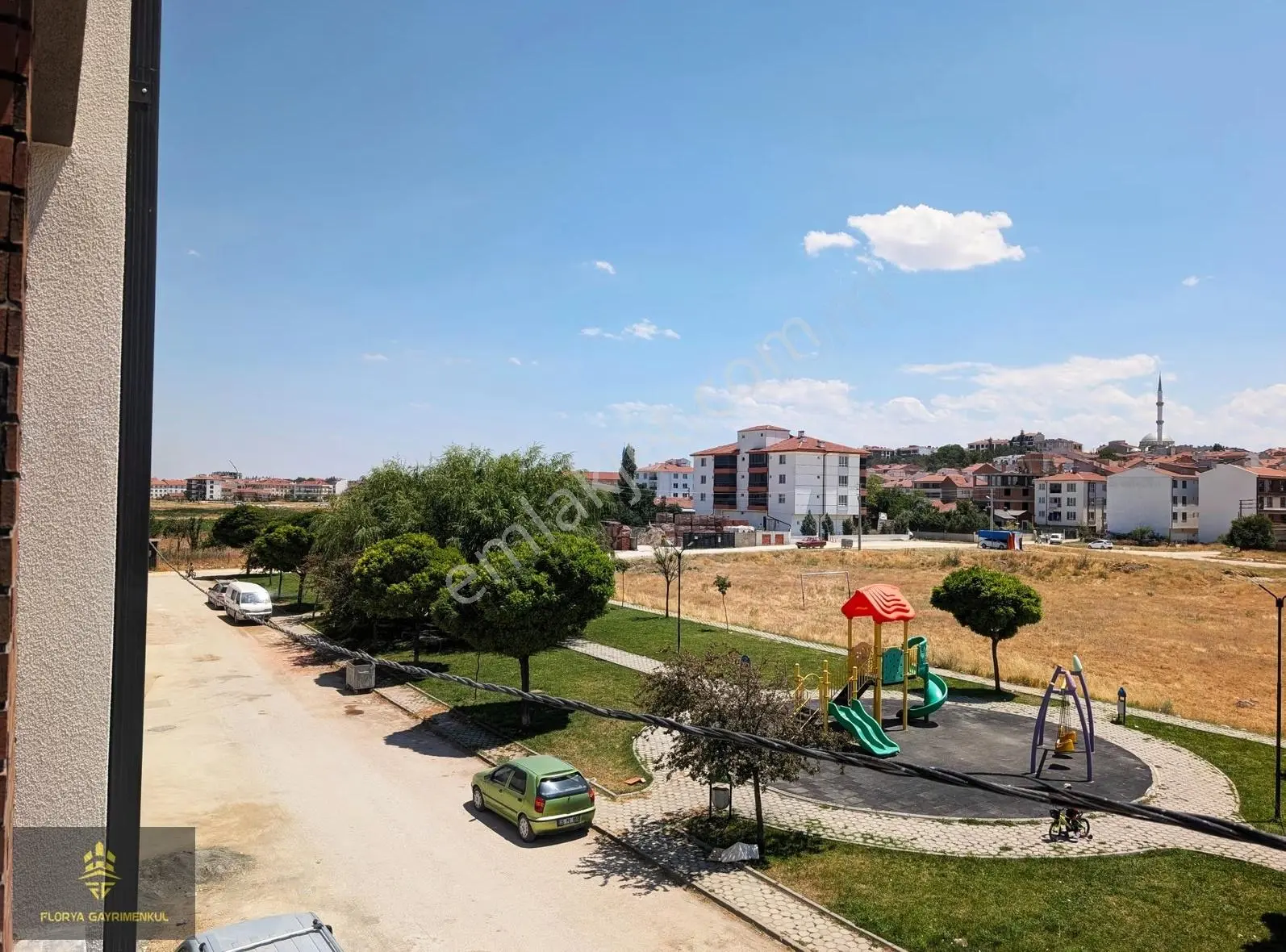 Satılık2+1 Köşe Daire Özel Garajlı Arakat Park Karşısı - Görsel 8