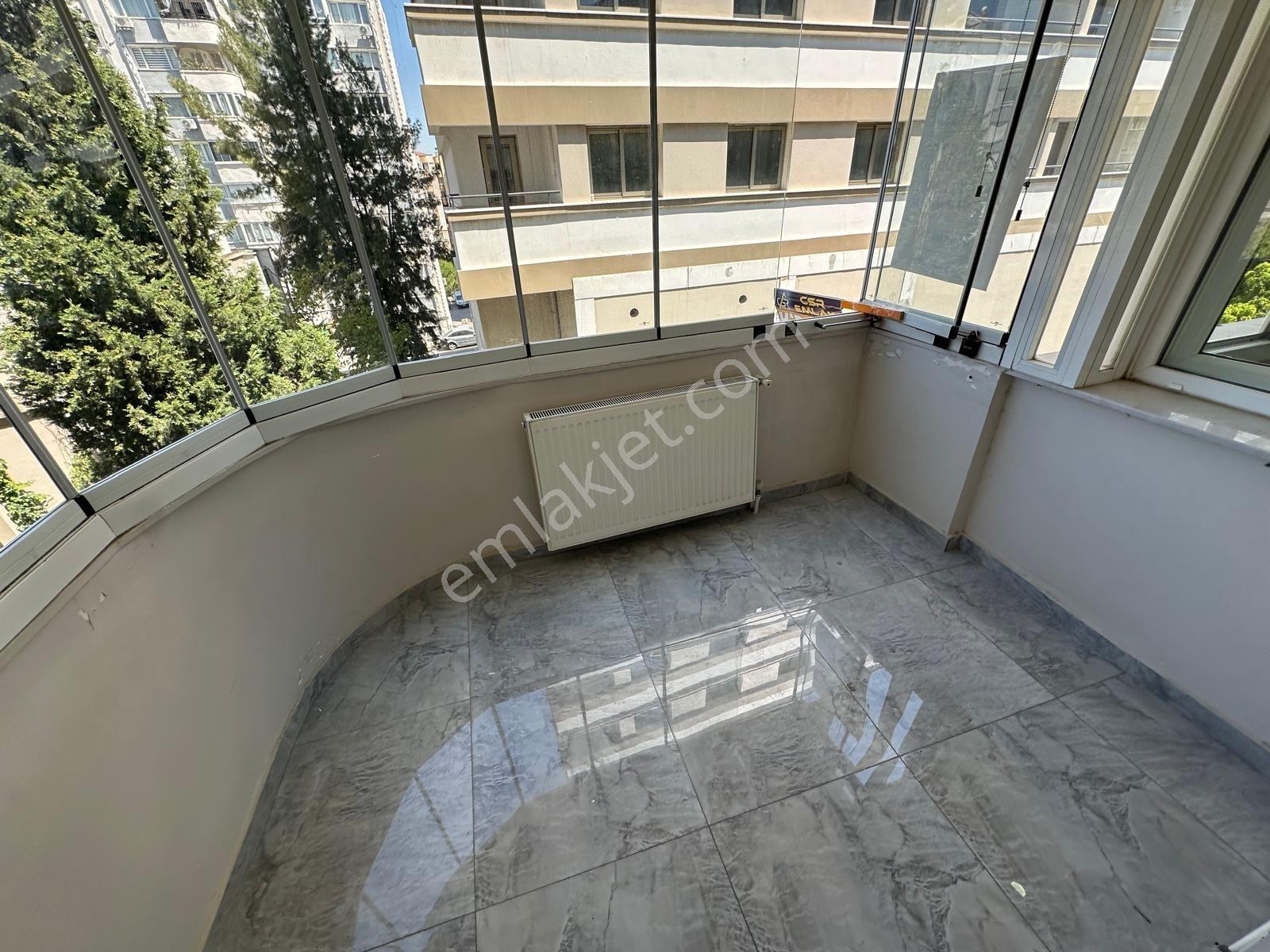 İzmir Buca Kuruçeşme Site İçi 3+1 Kiralık Daire - Görsel 32