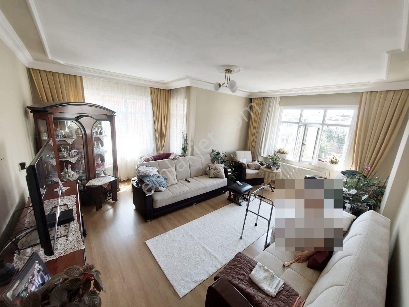 Mertcan'dan Alt Çarşıda Arakat 3+1 Çift Balkonlu Fırsat Kiralık Daire - Görsel 3