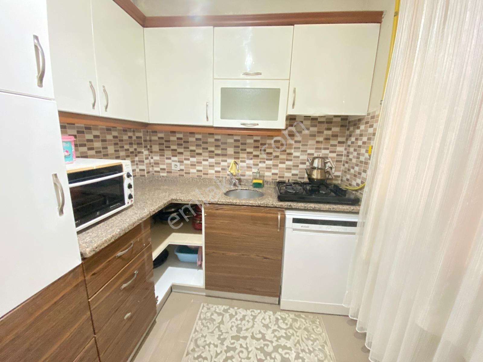 Şişli'de Hastane Ve Metrobüse Yürüme Mesafesinde Kiralık 2+1 - Görsel 14