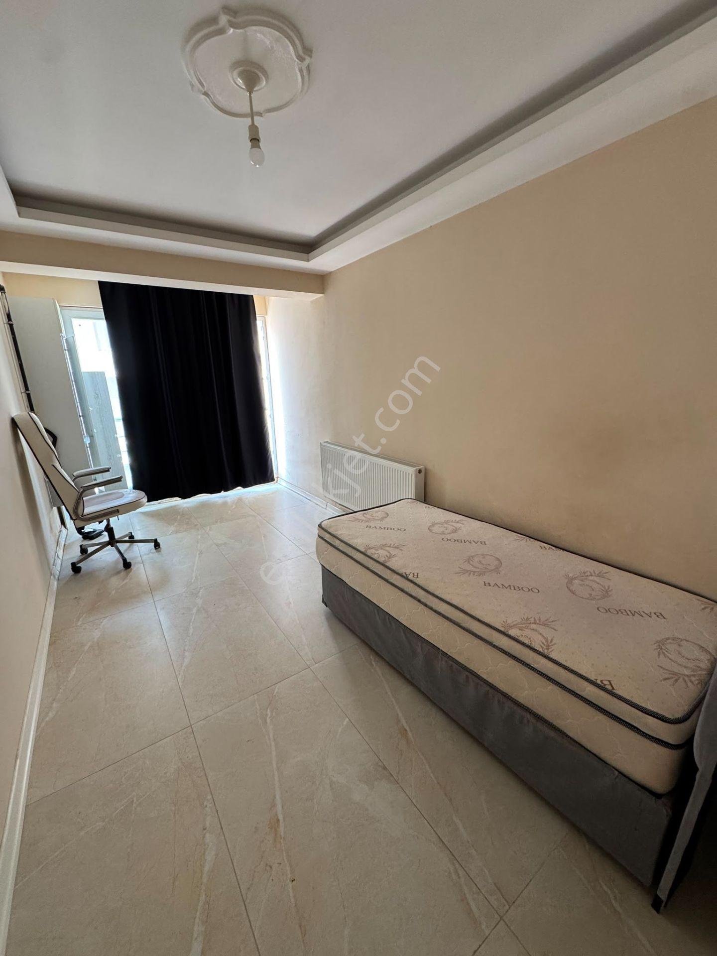 Zeki Emlak'tan Muradiye'de 2+1 Eşyalı Kiralık Daire - Görsel 14