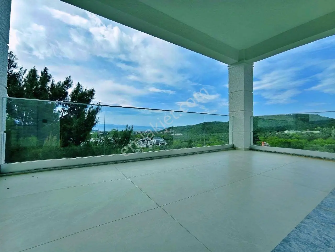 Uytundan Gürede Full Panoramik Deniz Manzaralı Müstakil 4+1villa - Görsel 9