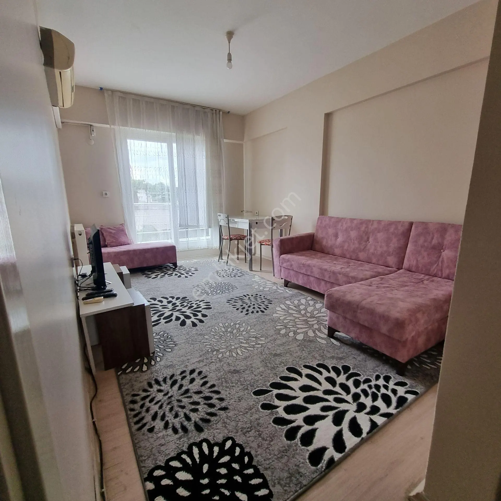 Sümer Mah.'de Kampüse 400 Mt Mesafede Eşyalı 1+1 Kiralık Daire - Görsel 4
