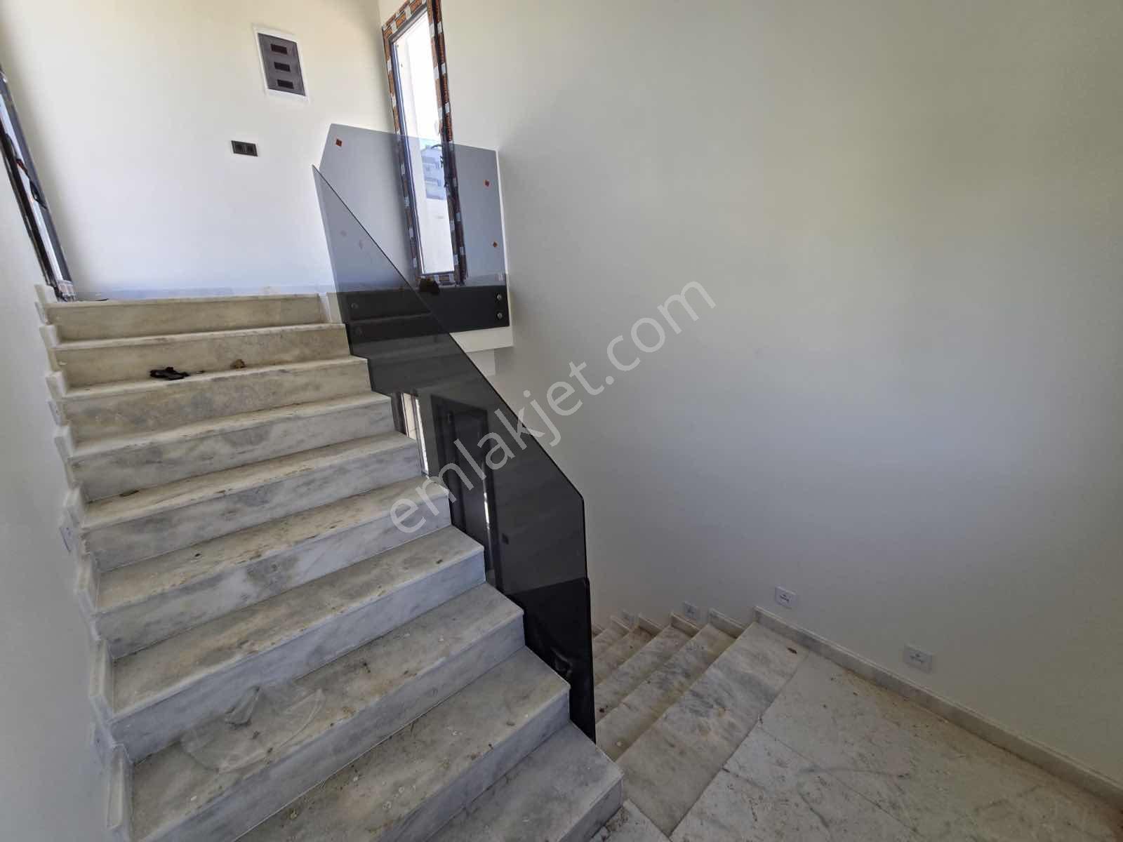 New Formdan Satılık Prestijli 5+1 Müstakil Villa - Görsel 32