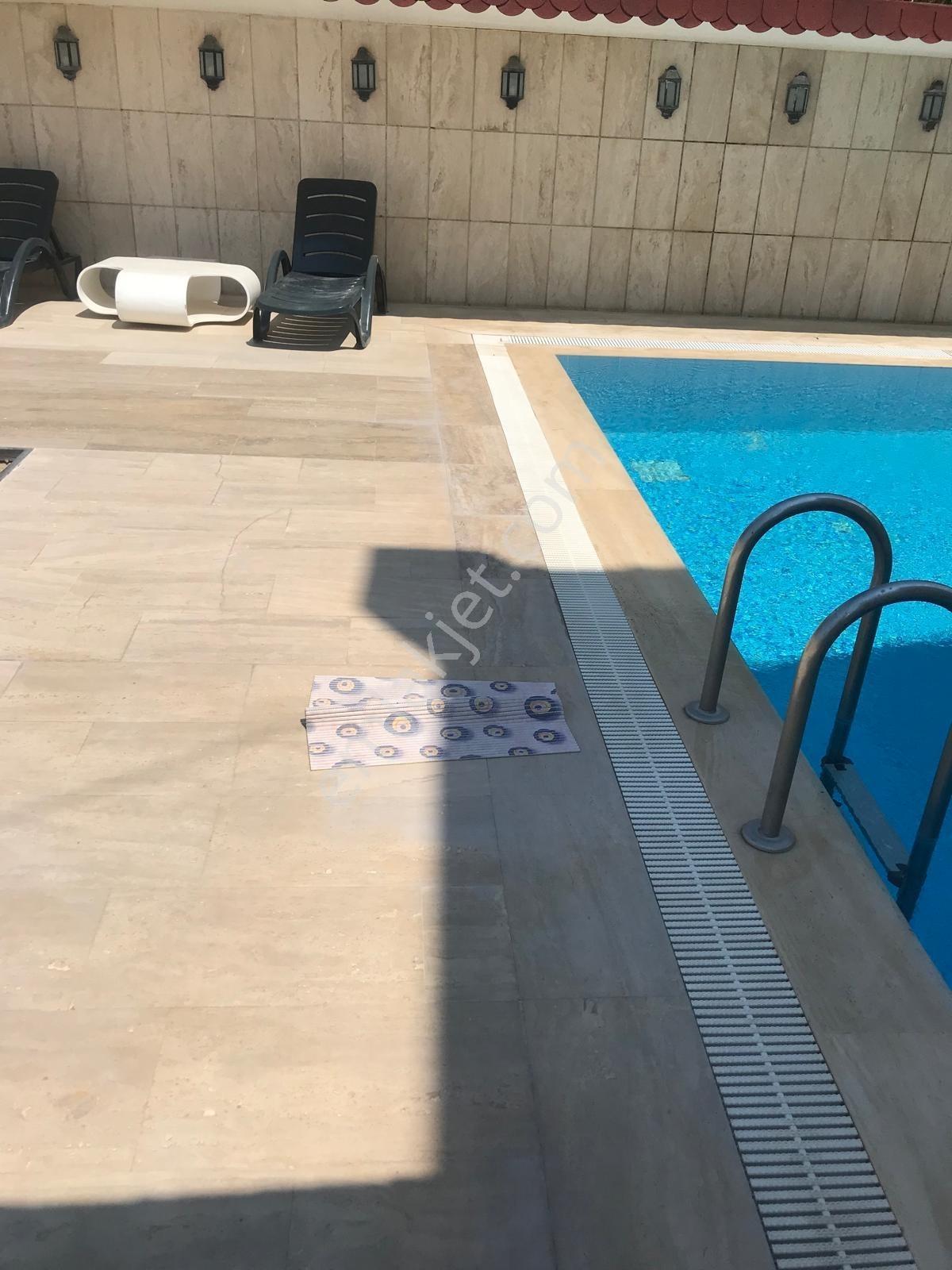 Kuşadasında Satılık Havuzlu Uygun Fiyatlı 5+1 Villa - Görsel 18