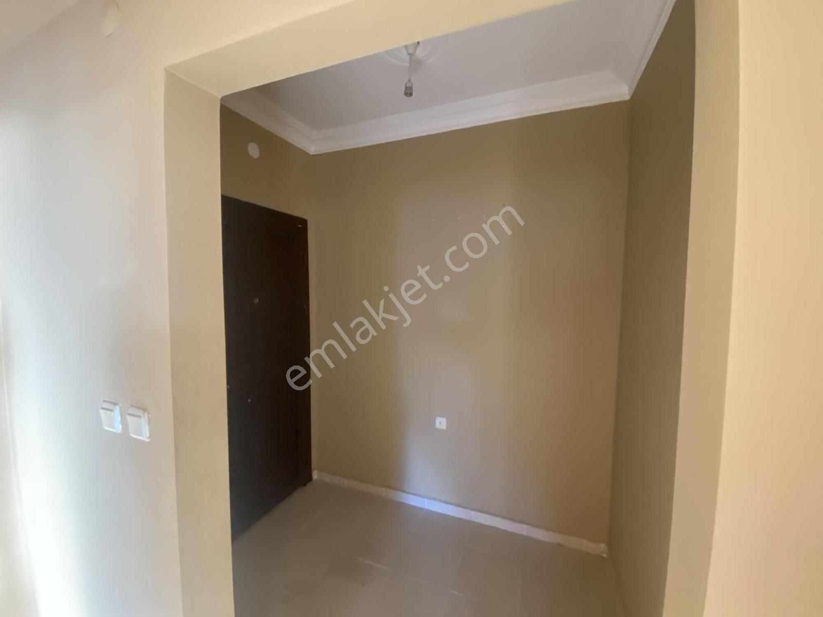 Gemlik Manastır'da Kiralık 5+1 Daire - Görsel 5