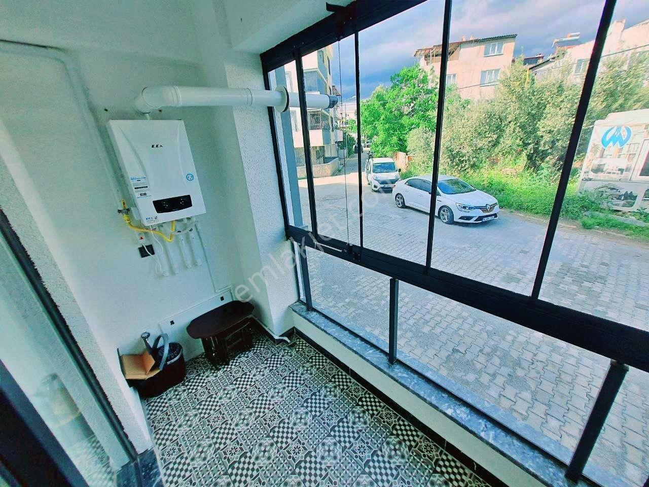Uytundan Kadıköyde Kapalı Otoparklı Doğalgazlı Mustakil Gibi 1+1 - Görsel 9